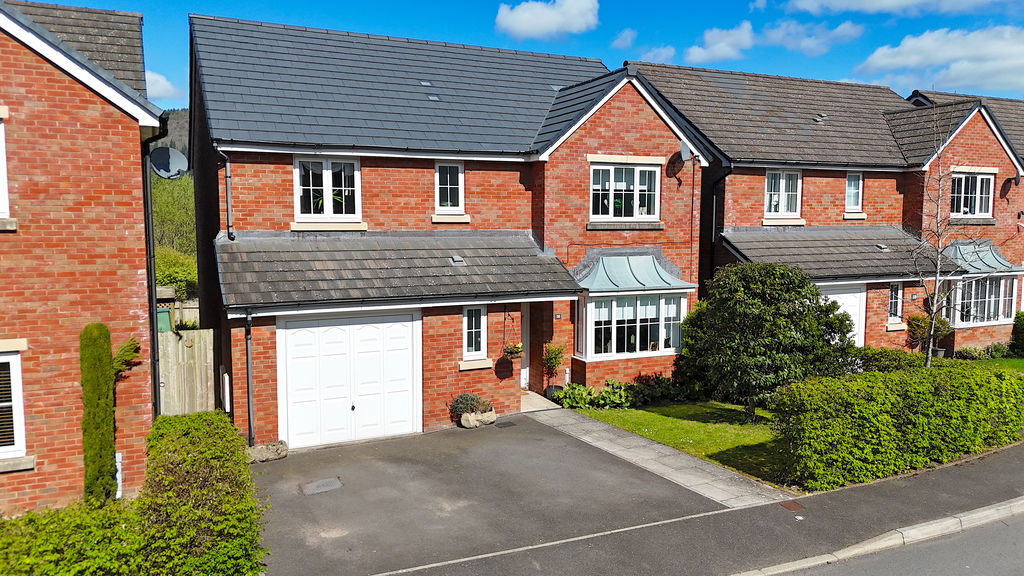 Front Elevation and Driveway- click for photo gallery